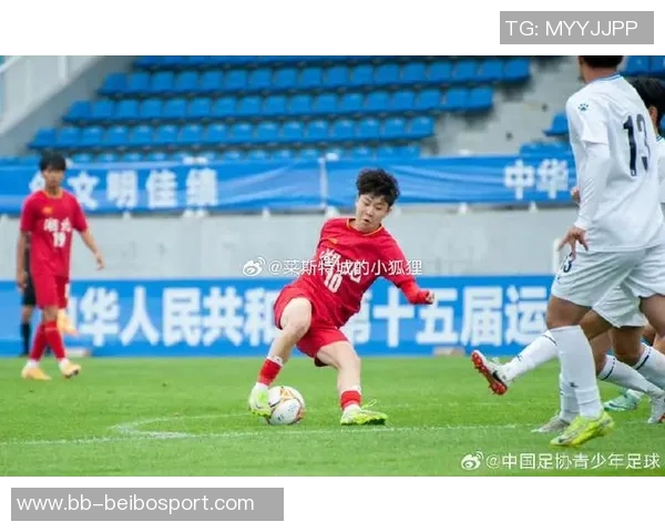 上海U20男足在第十五届全运会小组赛中表现出色成功晋级1-8名排位赛