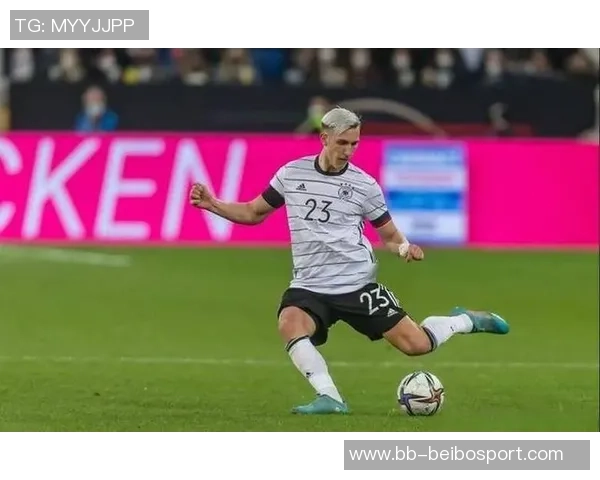 施洛特贝克回应拜仁兴趣传闻表示无法评论此事