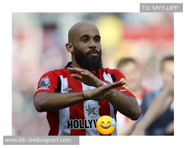 曼联今日训练亮点库尼亚笑容满面伤势恢复良好