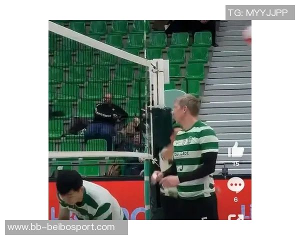 费内巴切两球员袭击加拉塔萨雷总监获16个月缓刑判决 费内巴切两球员袭击加拉塔萨雷总监获16个月缓刑判决